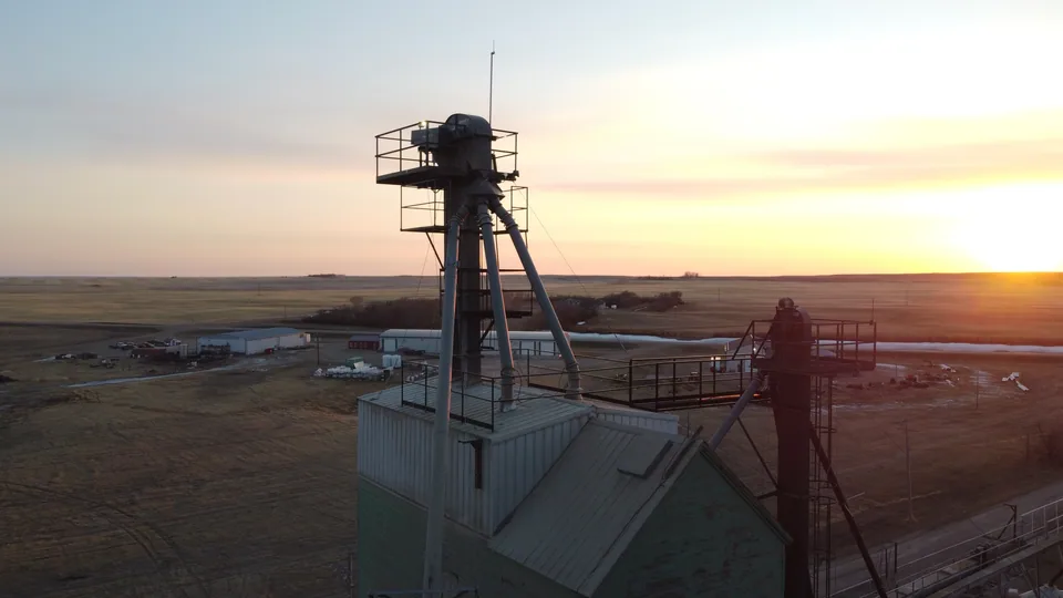Steel replacement leg above the raised elevator roof