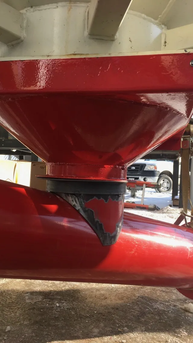 Two-way diverter and grain-transfer connections